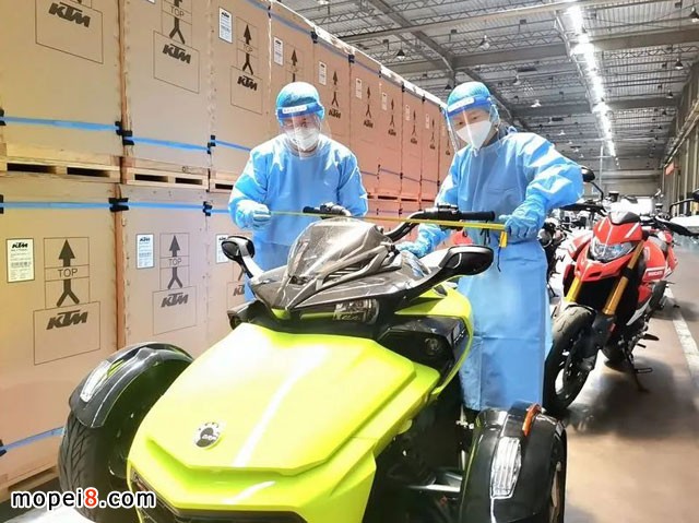 �Ϻ����P�����M��Ħ��܇